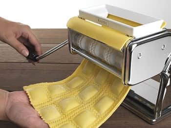 Nudelmaschine Pastamaschine Test kaufen Marcato Altlas 150 Philips Nudelmaschiene elektrische vollautomatische Nudelteigmaschine 2-min